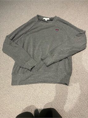 Spiritual Gangster Crewneck Sweatshirt with Small Heart Accent - Gray size small